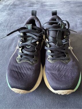 ASICS Women's Black with Mint Running Shoes
